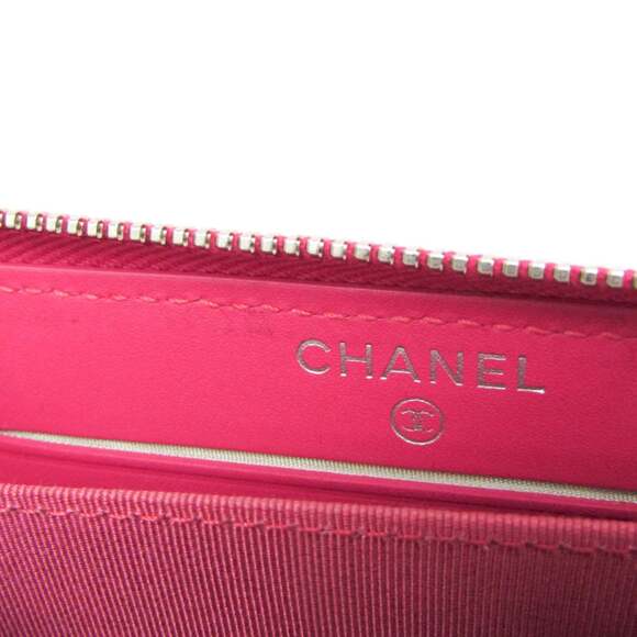 CHANEL Pink Wallet